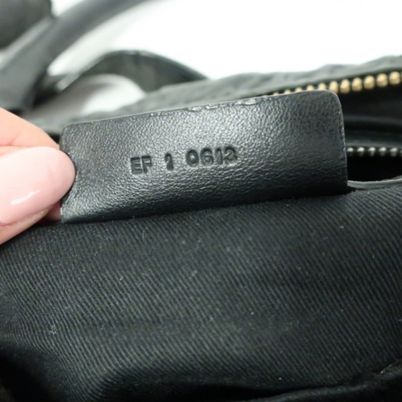 Givenchy Pandora Pepe Medium Crossbody Bag - Picture 7 of 8